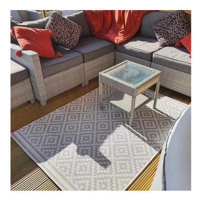 Couverture plate de petit tapis extérieur Anti-UV de pp pour animer l'arrière-cour et le jardin