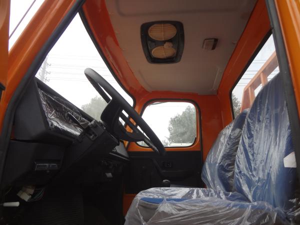 Mountain Road Mitsubishi Canter Fuso Fighter Dump Truck With Crane
