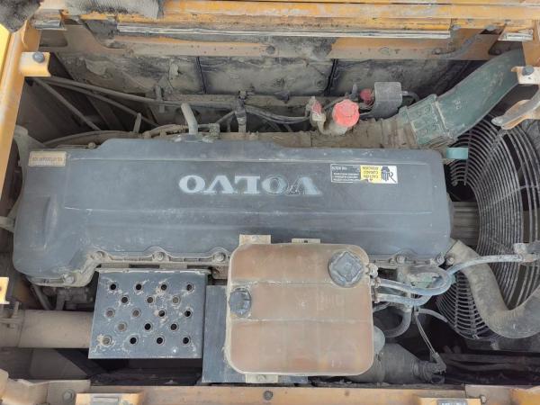 Sweden Used Volvo Excavators Volvo EC380 Excavators 38Ton  Hydraulic Crawler Backhoe