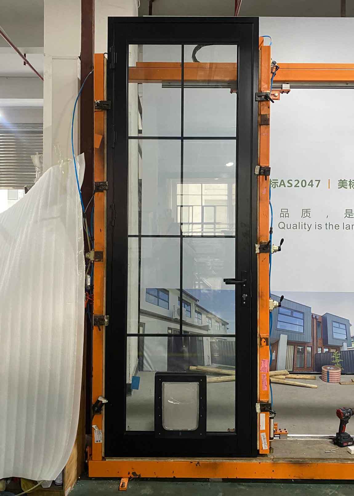 AS100 Series Aluminum Swing Door with French Grid Design, 6063-T5 Aluminum Alloy & Double-layer Tempered Glass