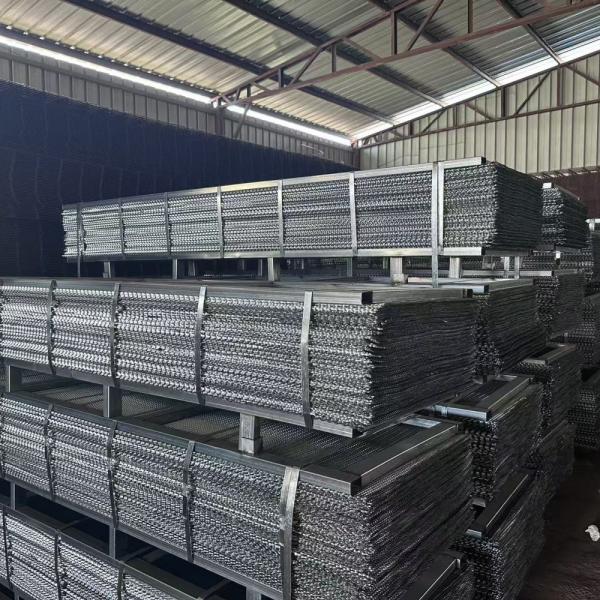 Heavy Duty 0.019in Thickness Self Furring Dimpled Lath With G60 Galvanized Steel Coating