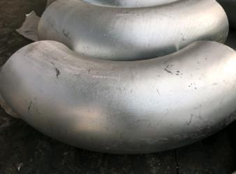 Butt Weld Long Radius Sch40 Cs Pipe Elbow Ansi B16.9 90 Degree Black Painting Galvanized