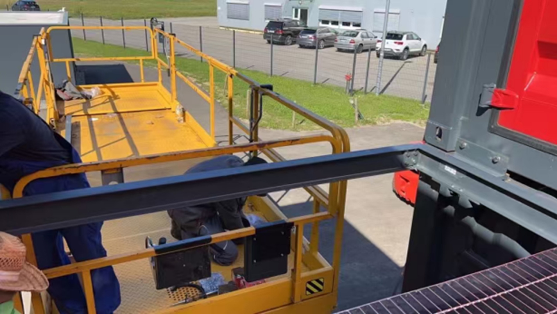 FOREMOST Business Modular Self-storage Units 40HC Prefab Steel Structure Mobile Self-Storage Facility Container