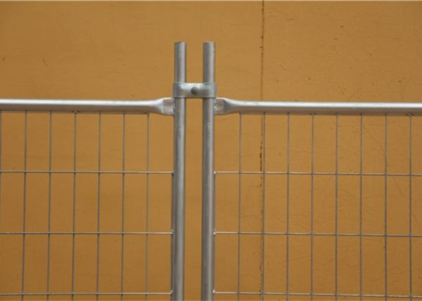 Hot Galvanized Steel Temporary Fencing Excellent Corrosion Resistance Neat Surface