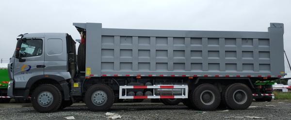 HOWO Heavy Duty Dump Truck 12 Tyres 371 Hp 12 Wheel 8x4 Tipper Truck