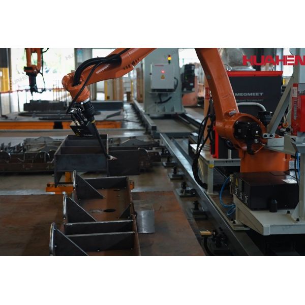 Long Life Durable Maintenance Free Teaching Free Welding Robots