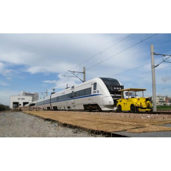 Dual Purpose Traction Shunting Rail Cars Long Service Life Railway Road Tractors 7500KG