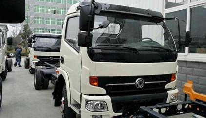 DFA1063DJ10 Mobile Crane Truck With Cummins 140 hp Matching XCMG Crane