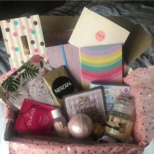 Clothes Accessories Pet Gift Boxes With Face Mask Dog Bandana Chocolate