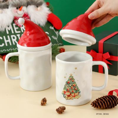 3D Festival Customized Ceramic Coffee Cups Mug With Round Handle 540ml Capacity