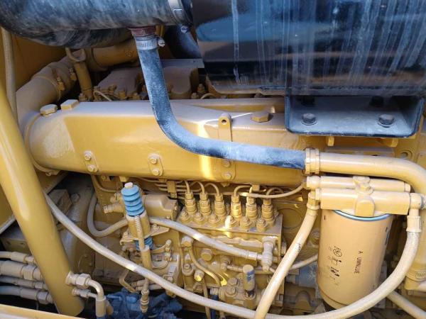 Classificateur diesel à lame droite équipé d'un décapant arrière moteur 4 cylindres basse 1200 heures de travail