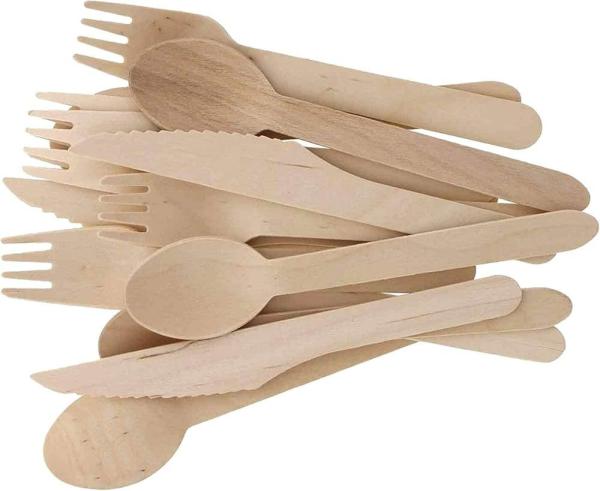 Un ensemble de couverts en bois jetables écologiques avec un service OEM