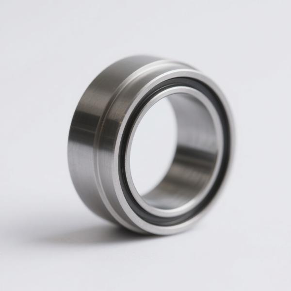 D'une précision supérieure ou égale à 0,8 mm