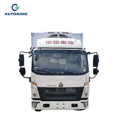 SINOTRUK 4*2 Freezer Truck Frozen Food Transport Chiller Van
