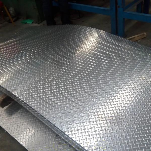 Горяче прокатаная чекированная листовка 201 304 304L 316 316l Глубистый нержавеющий сталь