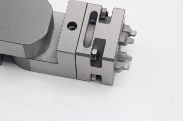 Customized Injection Molding In Automotive Industry Injection Molding Machine Parts