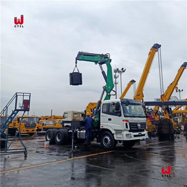 Тележка заграждения Уилера FOTON AUMAN 6X4 10 с краном установленным вагоном с краном