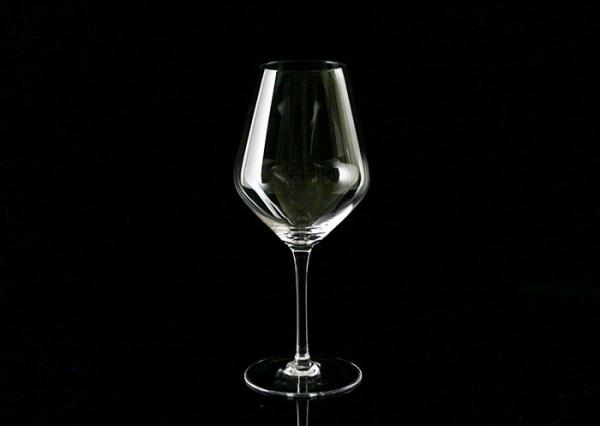 Bar 520ml 265mm Hand Blown Lead Free Crystal Wine Glasses Rounded Body Clear