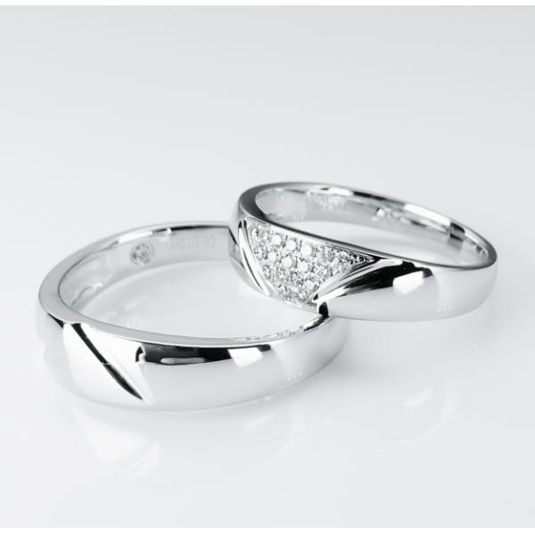 Unique Design Weeding White Gold 8.5g Diamond Couple Rings