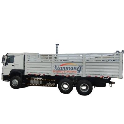 371hp Diesel Howo Cargo Truck , Sinotruk 6*4 10 Wheelers Used Cargo Truck