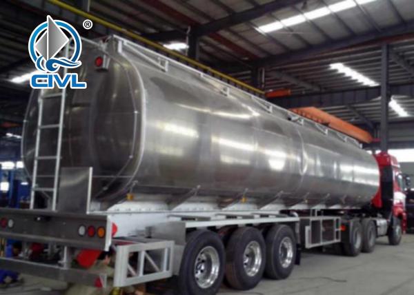 60CBM Oil Tanker Semi Trailer Trucks , Three Axle Fuel Tanker Aluminum Semi Trailer