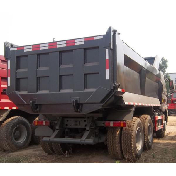 Колеса тележки сброса SINOTRUK Tipper HOWO A7 10 могут нагрузить песок 25-40tons или камни