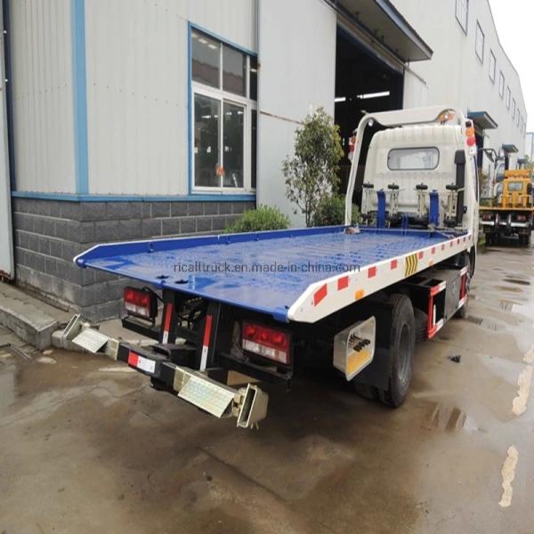 Dongfeng 3ton/5ton Light Duty Flatbed Tow Truck with 8.25r20 Tires and Fuel Efficiency