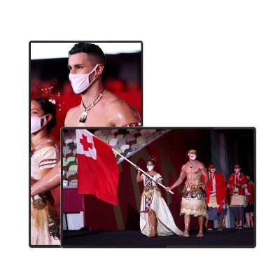 32 1GB DDR3 Indoor Digital Advertising Billboard 300cd/M*2