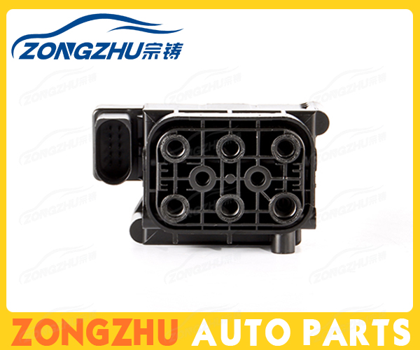 Клапан соленоида подвеса воздуха запасных частей автомобиля отстраивает заново распределение Мерседес