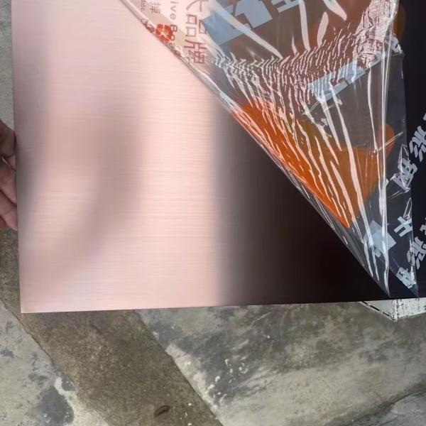 Gold Mirror Stainless Steel Sheet SUS304 SS Sheet Thickness 0.4 - 1.5mm for Decoration Materials