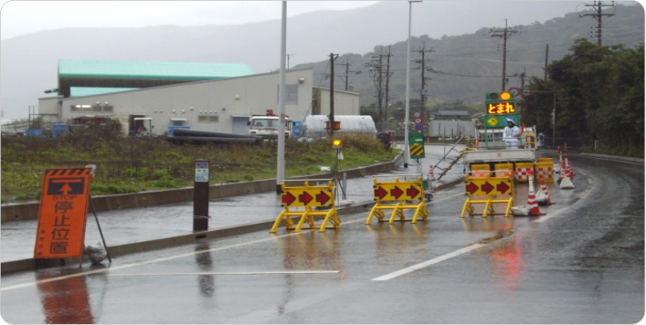 25kg Lightweight Foldable Vehicle Barrier with Electrostatic Spraying for Construction Safety