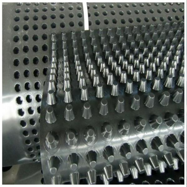 Industrial Retaining Wall Drainage Mats Construction Materials Ease Installation
