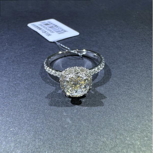 Customized 18K Gold Cluster Diamond Ring IGI GIA Lab Grown Diamond for Engagement Wedding or Banquet Fine Jewelry for Women