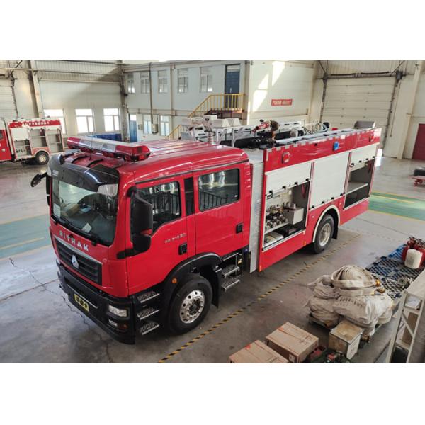 206kw Four doors Lengthen Cab Water Tanker Fire Truck With 8000L Water/Foam