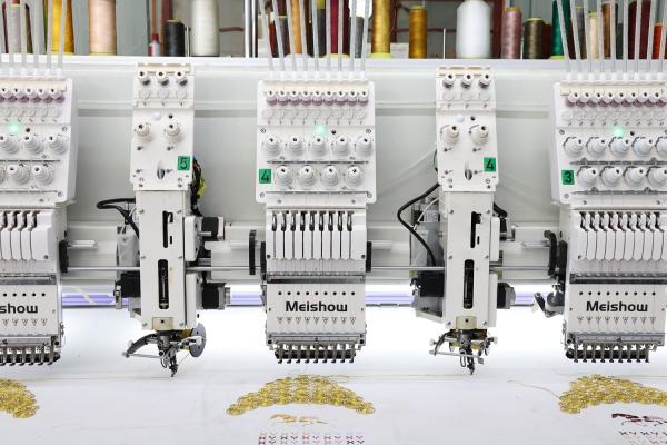 Versatility Ribbon Embroidery Machine 220V 380V Customized Embroidery Machine