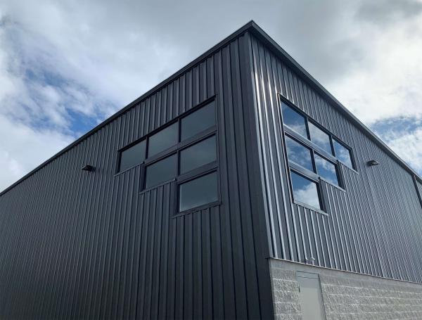 Steel Frame Industrial Workshop 50-Year Life Time Eco-Friendly Long Lifespan Suitable For Commercial Agricultural Needs
