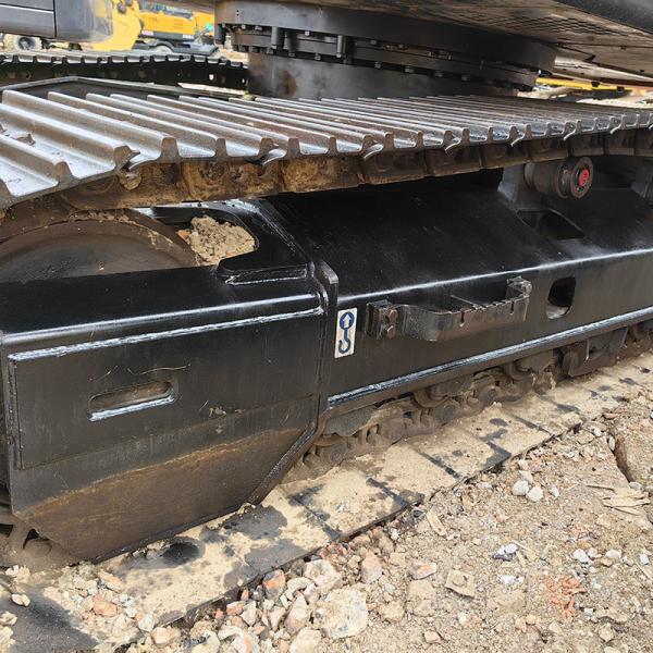 132KW Used Hitachi ZX240-3 Excavator 24 Ton Weight 1m3 Bucket Capacity