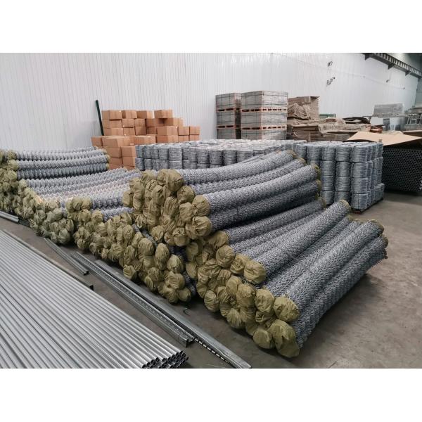 Iron Galvanized Tube 6 Ft Chain Link Fence Black Powder Coated