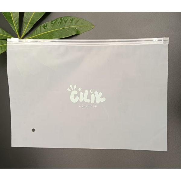 Eco-Friendly Food-Safe Reusable CPE Frosted Zipper Pouch Storage For Clothes Documents
