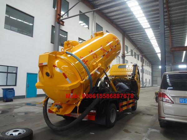 Custom 4000L Septic Tank Truck Sewage Suction Vehicle 4x2 Drive Type 95hp