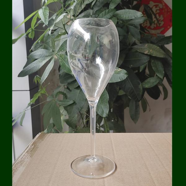 G.H. Mumm Polycarbonate Tulip Champagne Glasses Flutes Limited Edition