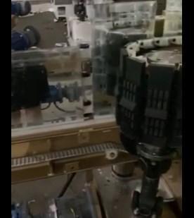 Máquina de revestimento de vidro de borda recta com motores de tipo 9 vertical durável para vidro de 3-12 mm