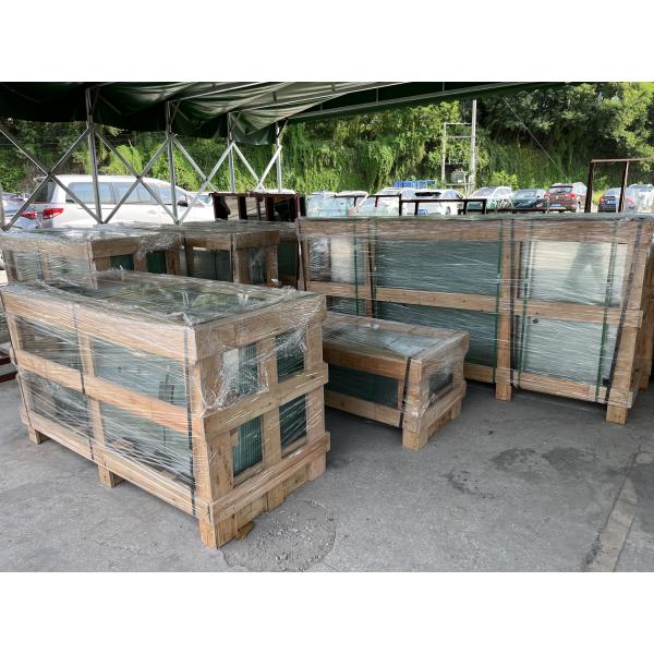 Toughened Curved Glass  12mm Tinted Toughened Glass Custom Cut Black Tempered Glass Curved Bent Glass Partition Curved Architectural Glass