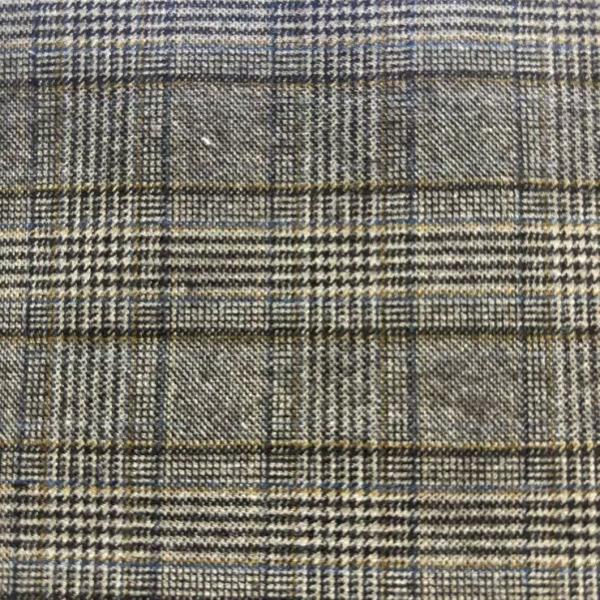 Polyester Viscose Yarn Dyed Fabric for Women&prime;suit