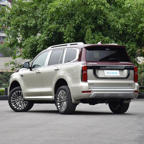Great Wall Motor GWM Tank 500 SUV Vehicle Golden Red Color Max Speed 180km 48V Light Hybrid