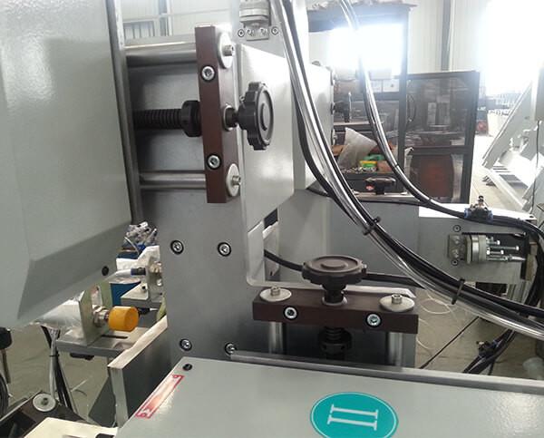 FABRICATION PVC DOOR MANUFACTURING MACHINE 26000R/MIN CNC WATER SLOT MILLING