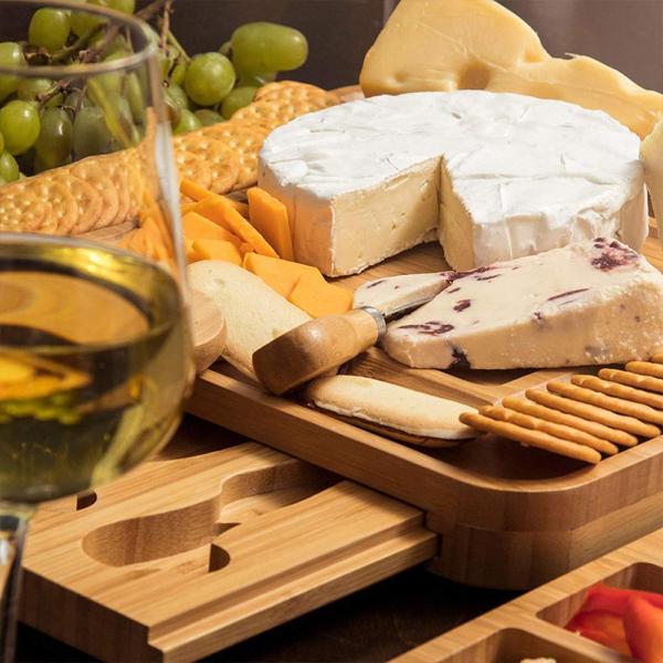 ODM Natural Kitchen Cutting Board Bamboo Charcuterie Platter With Utensils