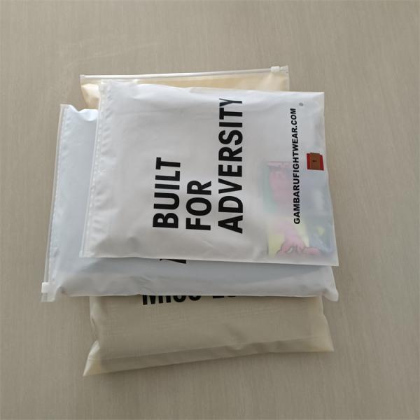 Гравюра печатания резьба пластиковый пакет для упаковки одежды пользовательский логотип и водонепроницаемый