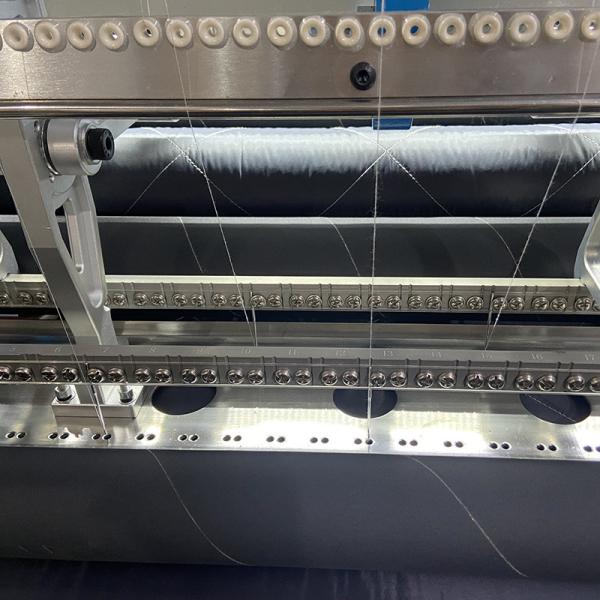 Aiguille multi de ZOLYTECH piquant la machine piquante industrielle de matelas machine-machine