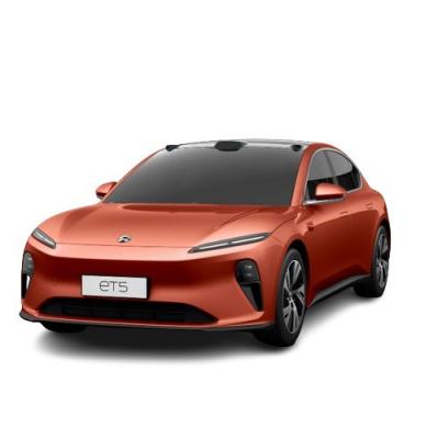 NIO ET5 Pure Electric EV Car avec une puissance maximale de 490 ch et plusieurs options de couleurs